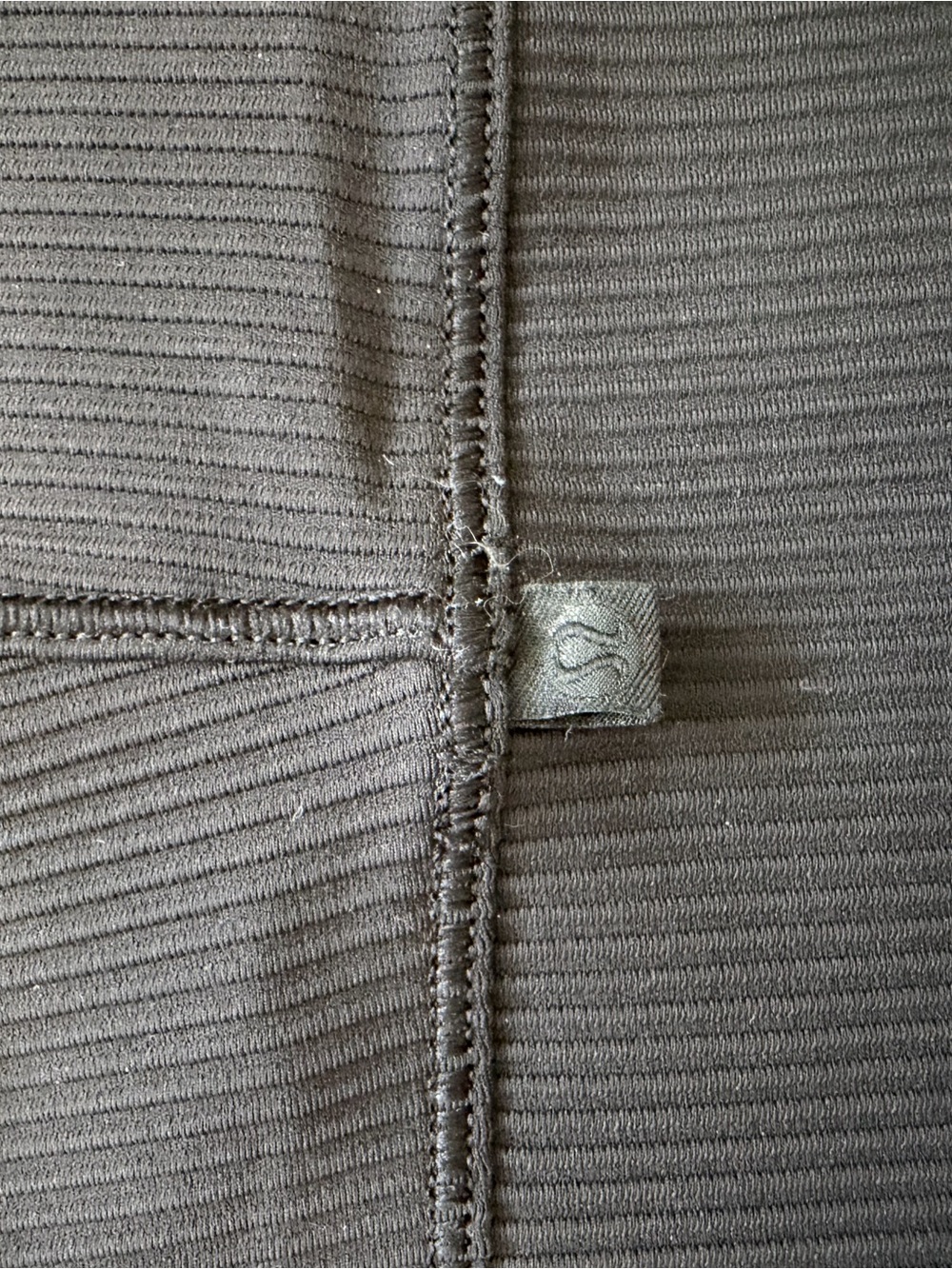 Lululemon Ribbed Top - Picture 3 of 3